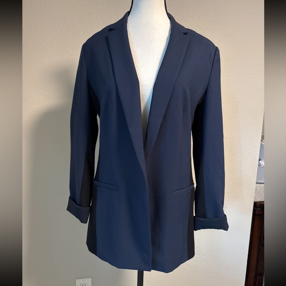DKNY Navy & Black Colorblock Blazer – Size 8